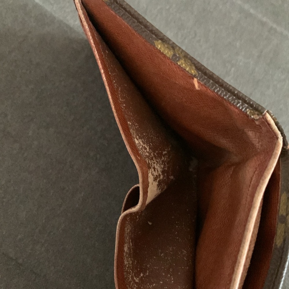 Vintage Louis Vuitton Mono Dual Snap Wallet - Picture 7 of 16